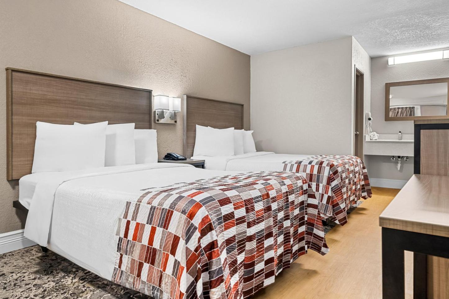 Red Roof Inn Tampa Fairgrounds - Casino Mango Ngoại thất bức ảnh